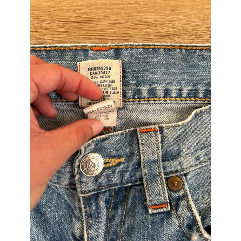 VTG y2k True Religion straight leg lightwash denim jeans horseshoe flap pocket‎